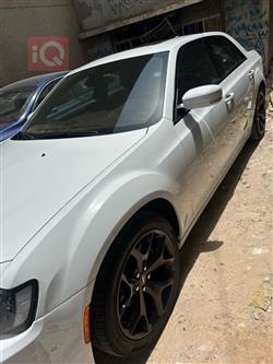 كرايسلر 300